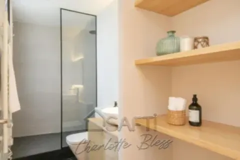 Apartamento de 2 dormitorios en venta en Ciudad Vieja, Barcelona, Cataluña, Spain № 2260 - foto 4