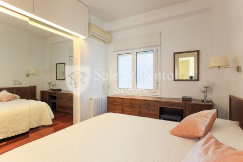 Сasa de 3 dormitorios en venta en Barcelona, Cataluña, Spain № 6804 - foto 17