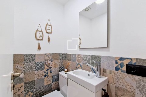 Apartamento de 2 dormitorios en venta en Vilanova i la Geltrú, Barcelona, Cataluña, Spain № 6806 - foto 14