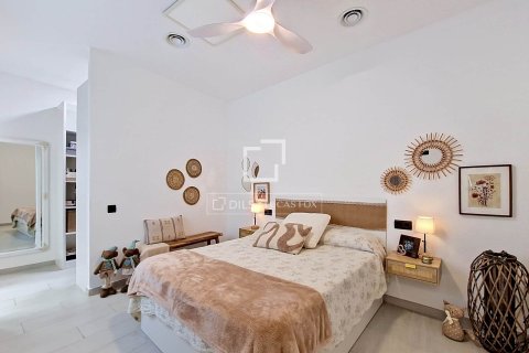 Apartamento de 2 dormitorios en venta en Vilanova i la Geltrú, Barcelona, Cataluña, Spain № 6806 - foto 11