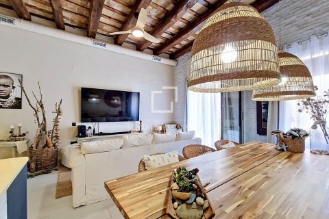 Apartamento de 2 dormitorios en venta en Vilanova i la Geltrú, Barcelona, Cataluña, Spain № 6806 - foto 25