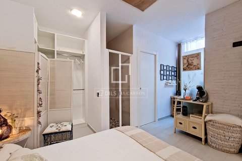 Apartamento de 2 dormitorios en venta en Vilanova i la Geltrú, Barcelona, Cataluña, Spain № 6806 - foto 18