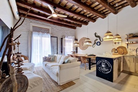 Apartamento de 2 dormitorios en venta en Vilanova i la Geltrú, Barcelona, Cataluña, Spain № 6806