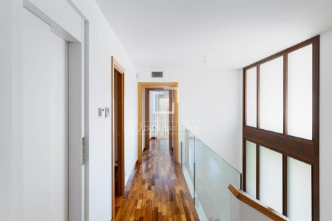 Villa de 6 dormitorios en venta en Vilassar de Dalt, Barcelona, Cataluña, Spain № 6807 - foto 10