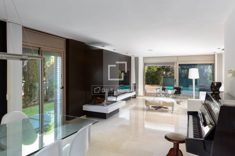 Villa de 6 dormitorios en venta en Vilassar de Dalt, Barcelona, Cataluña, Spain № 6807 - foto 4
