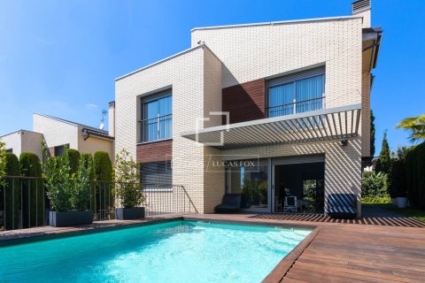 Villa de 6 dormitorios en venta en Vilassar de Dalt, Barcelona, Cataluña, Spain № 6807