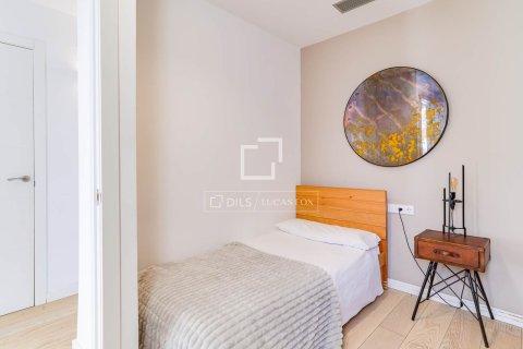 Ático de 3 dormitorios en venta en Barcelona, Cataluña, Spain № 6805 - foto 5