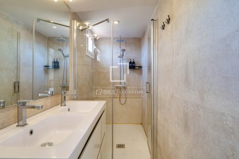 Ático de 3 dormitorios en venta en Barcelona, Cataluña, Spain № 6805 - foto 14