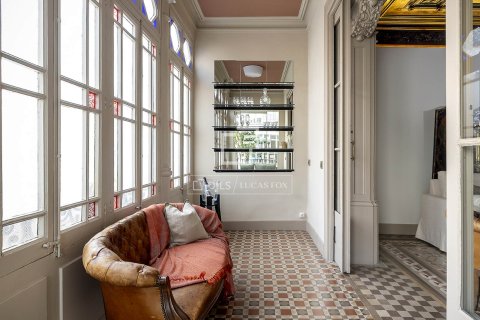 Apartamento de 3 dormitorios en alquiler en Barcelona, Cataluña, Spain № 6808 - foto 25