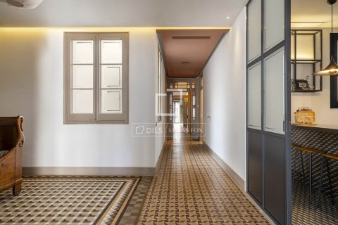 Apartamento de 3 dormitorios en alquiler en Barcelona, Cataluña, Spain № 6808 - foto 21