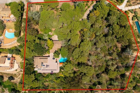 Сasa de 4 dormitorios en venta en Begur, Gerona, Cataluña, Spain № 1669 - foto 4