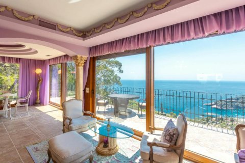 Сasa de 4 dormitorios en venta en Begur, Gerona, Cataluña, Spain № 1669 - foto 8