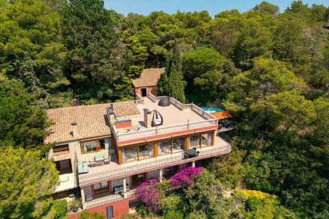 Сasa de 4 dormitorios en venta en Begur, Gerona, Cataluña, Spain № 1669 - foto 3
