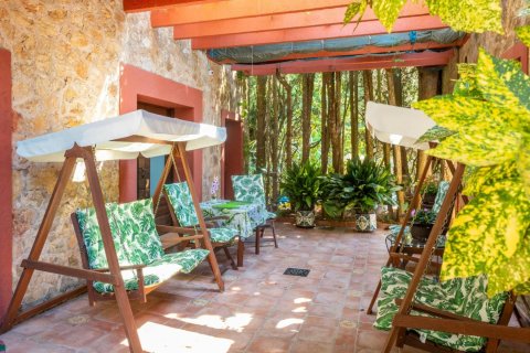 Сasa de 4 dormitorios en venta en Begur, Gerona, Cataluña, Spain № 1669 - foto 25