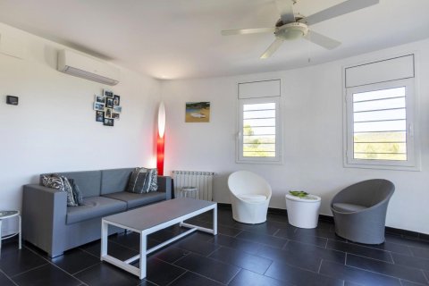 Сasa de 4 dormitorios en venta en Tamariu, Gerona, Cataluña, Spain № 1670 - foto 18