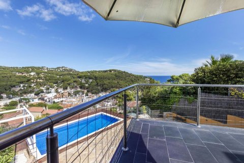 Сasa de 4 dormitorios en venta en Tamariu, Gerona, Cataluña, Spain № 1670 - foto 5