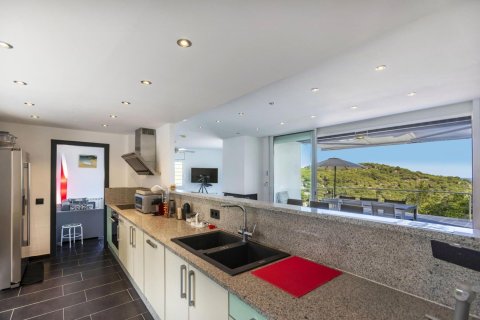 Сasa de 4 dormitorios en venta en Tamariu, Gerona, Cataluña, Spain № 1670 - foto 9