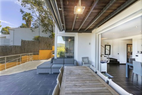 Сasa de 4 dormitorios en venta en Tamariu, Gerona, Cataluña, Spain № 1670 - foto 15