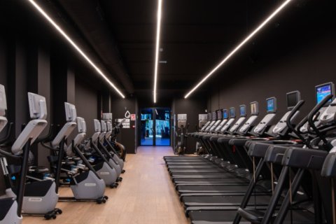Propiedad comercial de 1069 m² en venta en Barcelona, Cataluña, Spain № 1674