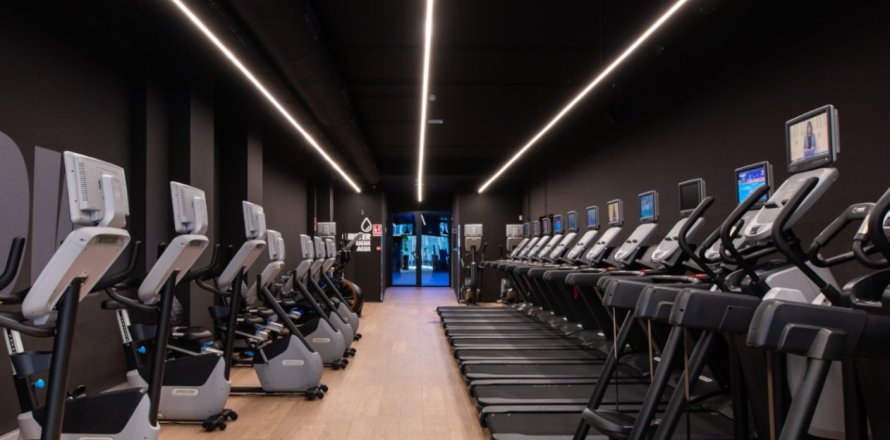 Propiedad comercial de 1069 m² en venta en Barcelona, Cataluña, Spain № 1674