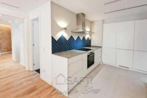 2 bedrooms apartment for sale in Ciutat Vella, Barcelona, Catalonia, Spain № 2261 - photo 5