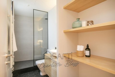 Apartamento de 2 dormitorios en venta en Ciudad Vieja, Barcelona, Cataluña, Spain № 2262 - foto 7