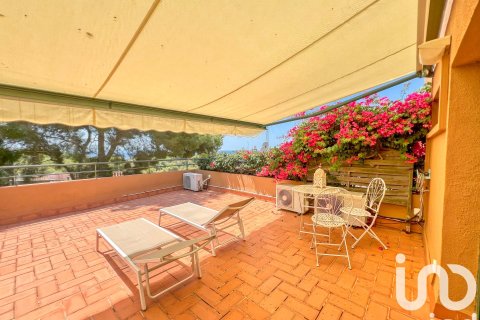 Casa adosada de 4 dormitorios en venta en Tarragona, Cataluña, Spain № 4854 - foto 9
