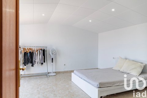 Сasa de 6 dormitorios en venta en Argentona, Barcelona, Cataluña, Spain № 4848 - foto 22