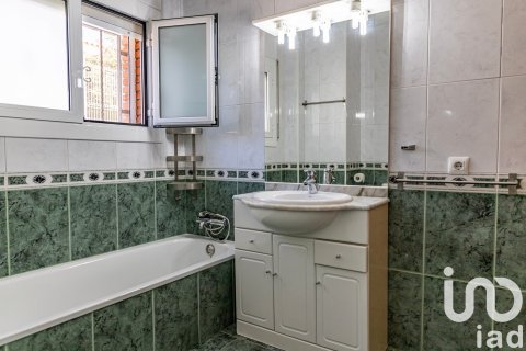 Сasa de 6 dormitorios en venta en Argentona, Barcelona, Cataluña, Spain № 4848 - foto 8