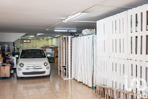 Сasa de 6 dormitorios en venta en Argentona, Barcelona, Cataluña, Spain № 4848 - foto 27