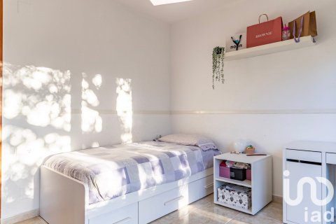 Сasa de 6 dormitorios en venta en Argentona, Barcelona, Cataluña, Spain № 4848 - foto 11