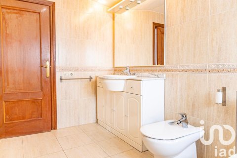 Сasa de 6 dormitorios en venta en Argentona, Barcelona, Cataluña, Spain № 4848 - foto 26