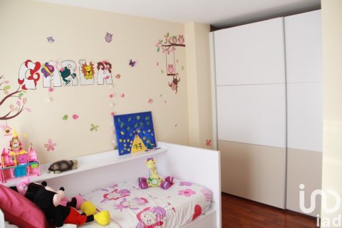 Apartamento de 4 dormitorios en venta en Mataró, Barcelona, Cataluña, Spain № 4911 - foto 22