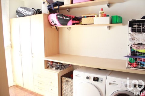 Apartamento de 4 dormitorios en venta en Mataró, Barcelona, Cataluña, Spain № 4911 - foto 24