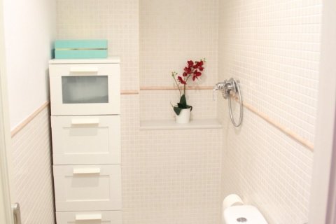 Apartamento de 4 dormitorios en venta en Mataró, Barcelona, Cataluña, Spain № 4911 - foto 18