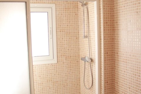 Apartamento de 4 dormitorios en venta en Mataró, Barcelona, Cataluña, Spain № 4911 - foto 23