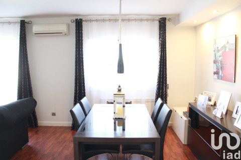 Apartamento de 4 dormitorios en venta en Mataró, Barcelona, Cataluña, Spain № 4911 - foto 15