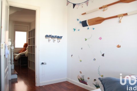 Apartamento de 4 dormitorios en venta en Mataró, Barcelona, Cataluña, Spain № 4911 - foto 13