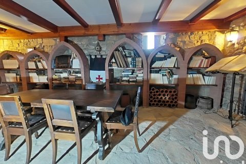 Купить замки и поместья в Лерида, Испания с 6 спален, 580м², № 4909 - фото 9