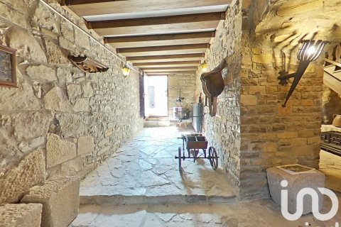 Купить замки и поместья в Лерида, Испания с 6 спален, 580м², № 4909 - фото 5