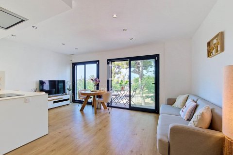 Apartamento de 2 dormitorios en venta en Vilanova i la Geltrú, Barcelona, Cataluña, Spain № 8805