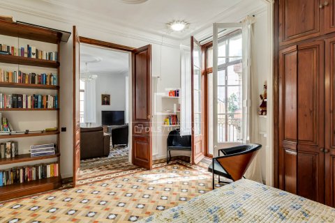 Купить квартиру в Барселона, Испания с 4 спальни, 193м², № 8802 - фото 5