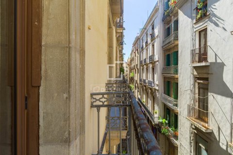 Купить квартиру в Барселона, Испания с 4 спальни, 193м², № 8802 - фото 14