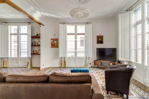 Купить квартиру в Барселона, Испания с 4 спальни, 193м², № 8802 - фото 3