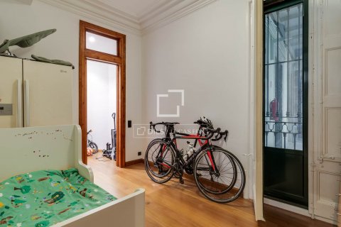 Купить квартиру в Барселона, Испания с 4 спальни, 193м², № 8802 - фото 17