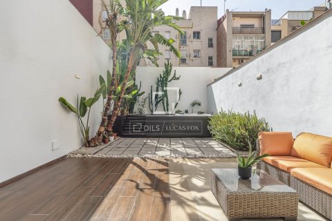 Apartamento de 2 dormitorios en venta en Barcelona, Cataluña, Spain № 8804