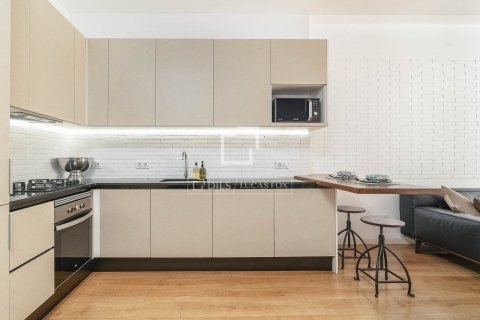 Apartamento de 2 dormitorios en venta en Barcelona, Cataluña, Spain № 8804 - foto 25