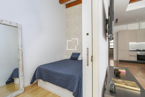Apartamento de 2 dormitorios en venta en Barcelona, Cataluña, Spain № 8804 - foto 20