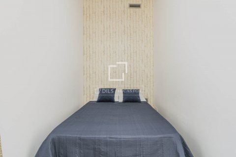 Apartamento de 2 dormitorios en venta en Barcelona, Cataluña, Spain № 8804 - foto 21