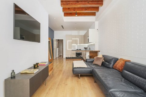 Apartamento de 2 dormitorios en venta en Barcelona, Cataluña, Spain № 8804 - foto 17